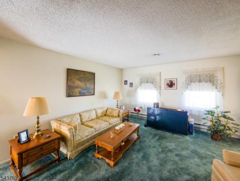 564 Old Nassau Road Monroe NJ 08831