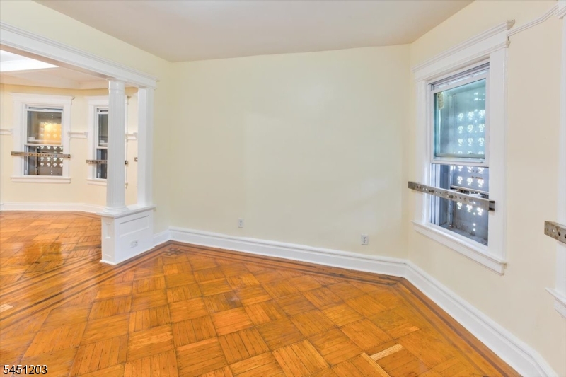 31 Voorhees Street Newark NJ 07108