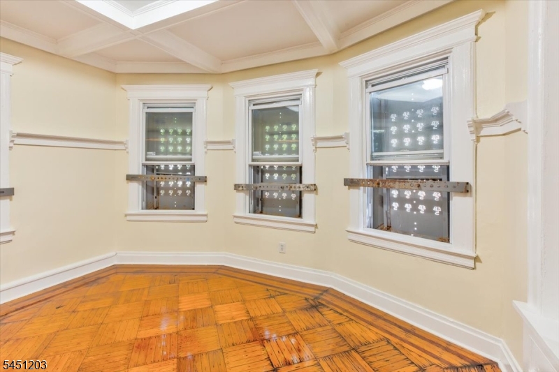 31 Voorhees Street Newark NJ 07108