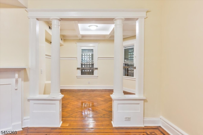 31 Voorhees Street Newark NJ 07108