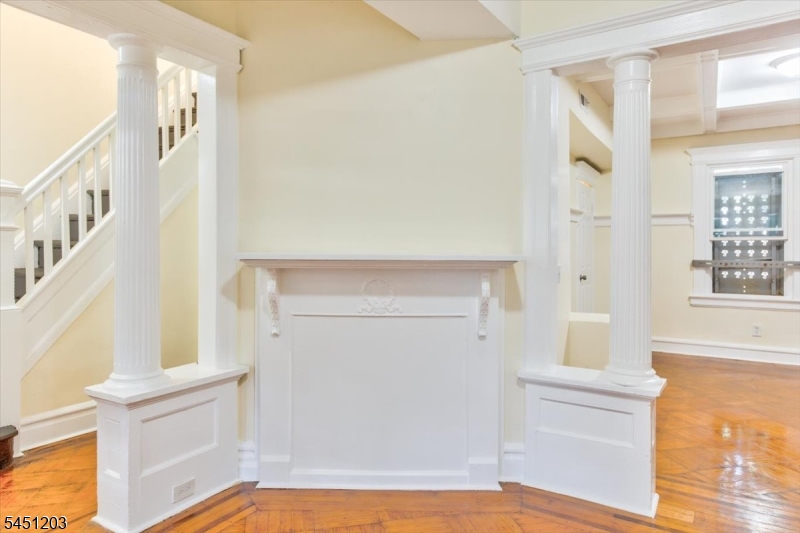 31 Voorhees Street Newark NJ 07108