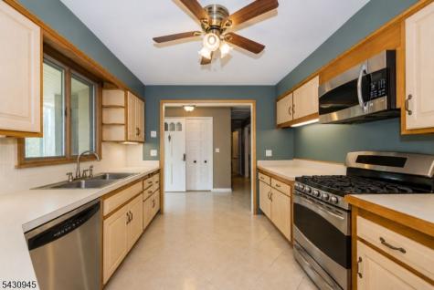 695 Berdan Avenue Wayne NJ 07470