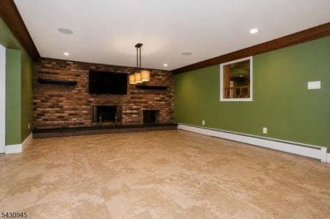 695 Berdan Avenue Wayne NJ 07470
