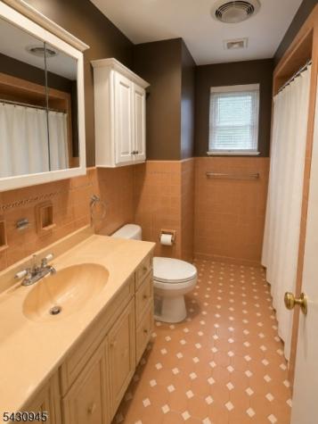 695 Berdan Avenue Wayne NJ 07470