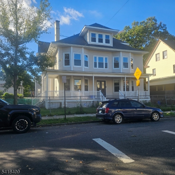 847 S 11th Street Newark NJ 07108