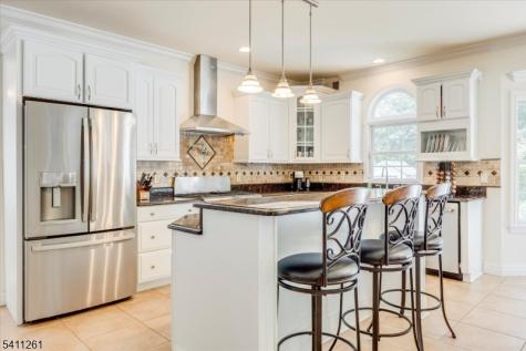 15 Winding Ridge Road Jefferson NJ 07849