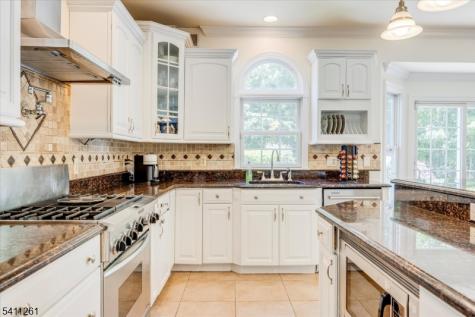 15 Winding Ridge Road Jefferson NJ 07849