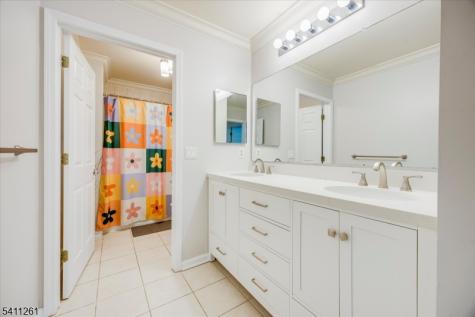 15 Winding Ridge Road Jefferson NJ 07849