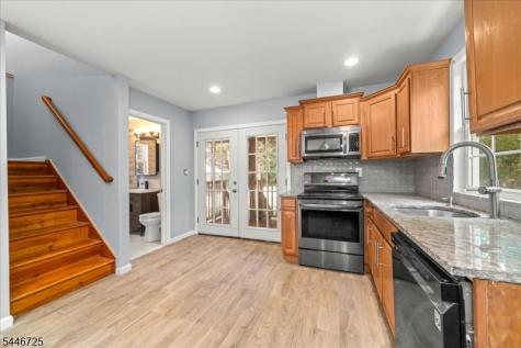 139 Harris Avenue Hopatcong NJ 07874