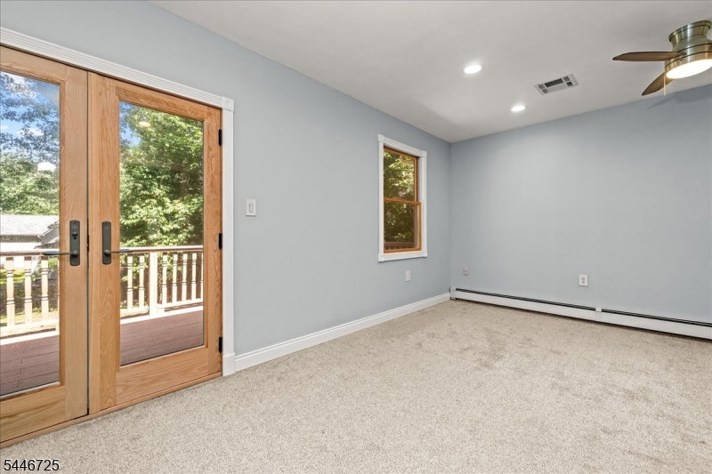 139 Harris Avenue Hopatcong NJ 07874