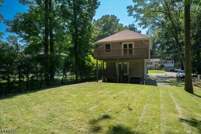 139 Harris Avenue Hopatcong NJ 07874