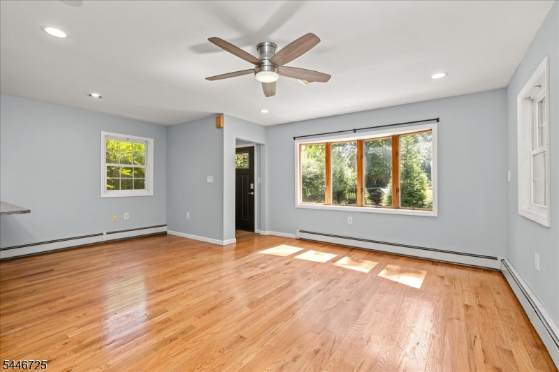 139 Harris Avenue Hopatcong NJ 07874