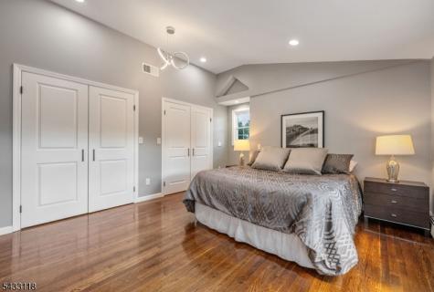 20 Riverview Circle Little Falls NJ 07424
