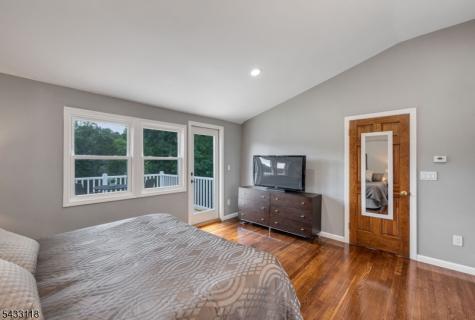 20 Riverview Circle Little Falls NJ 07424