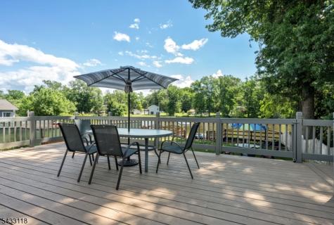20 Riverview Circle Little Falls NJ 07424
