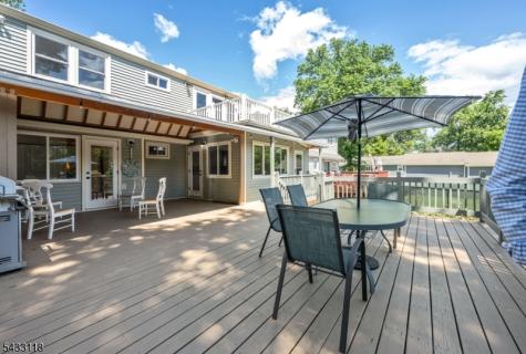 20 Riverview Circle Little Falls NJ 07424