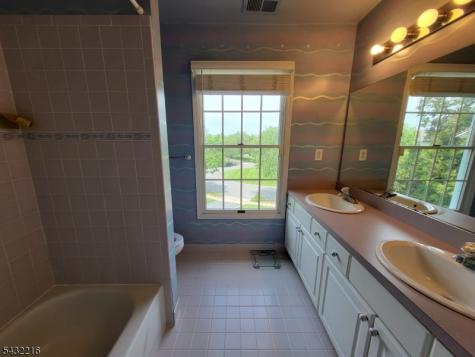 5 Pauma Valley Court Montgomery NJ 08558