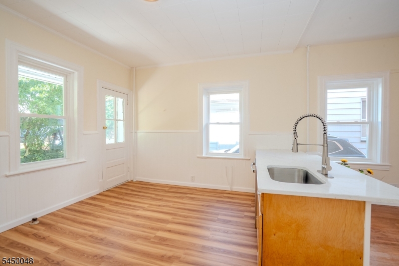 55 Thompson Street Raritan NJ 08869