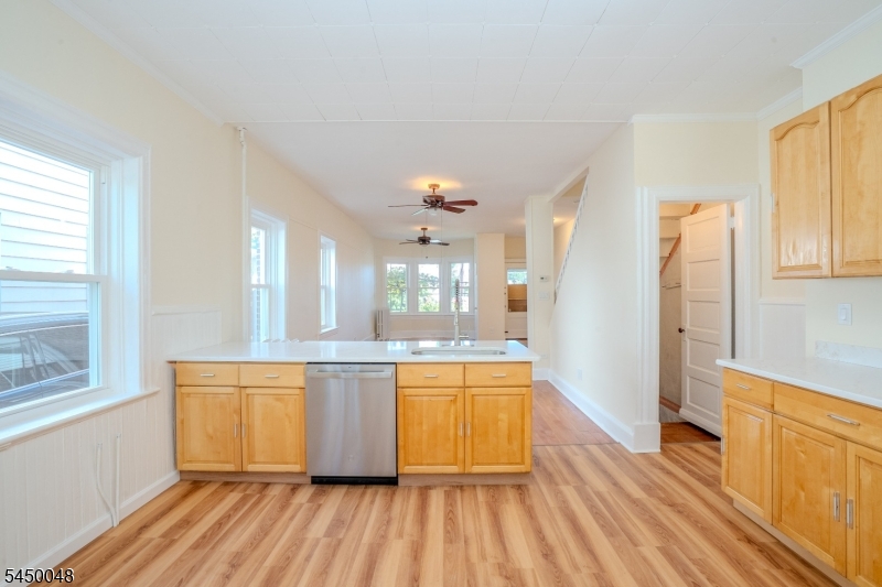 55 Thompson Street Raritan NJ 08869