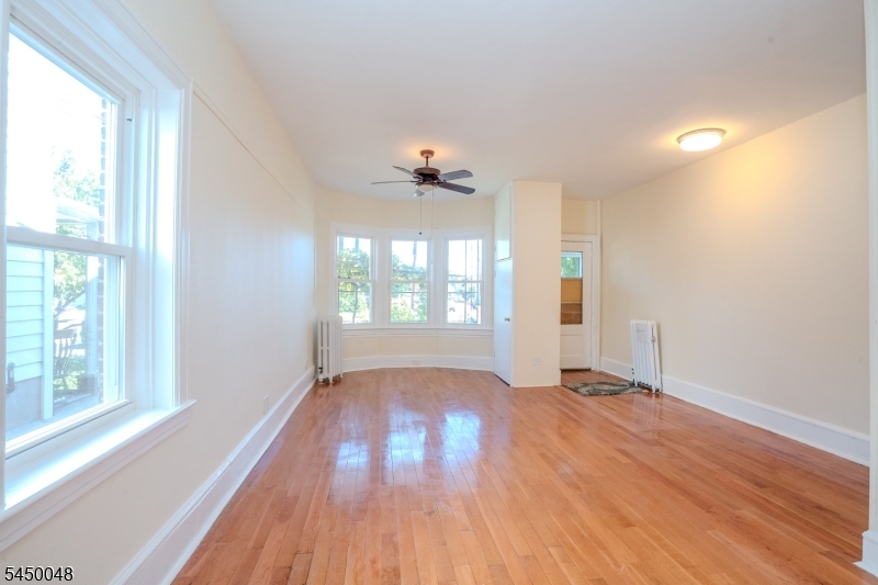 55 Thompson Street Raritan NJ 08869