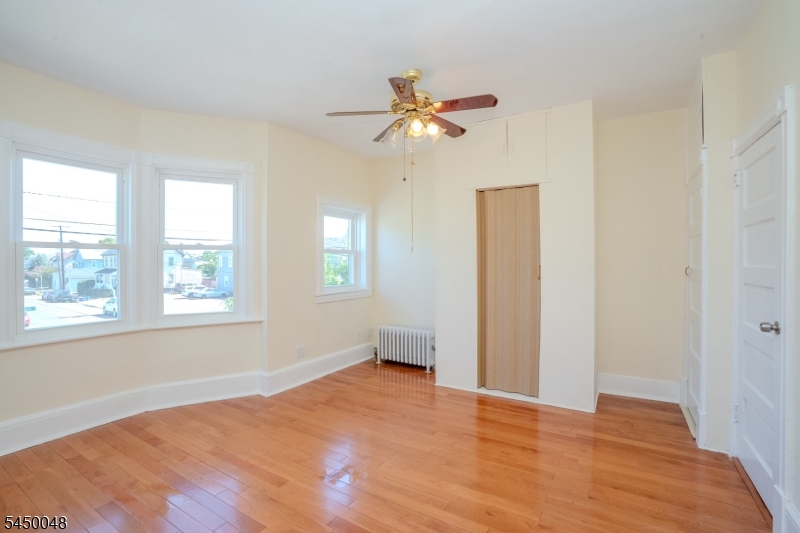 55 Thompson Street Raritan NJ 08869