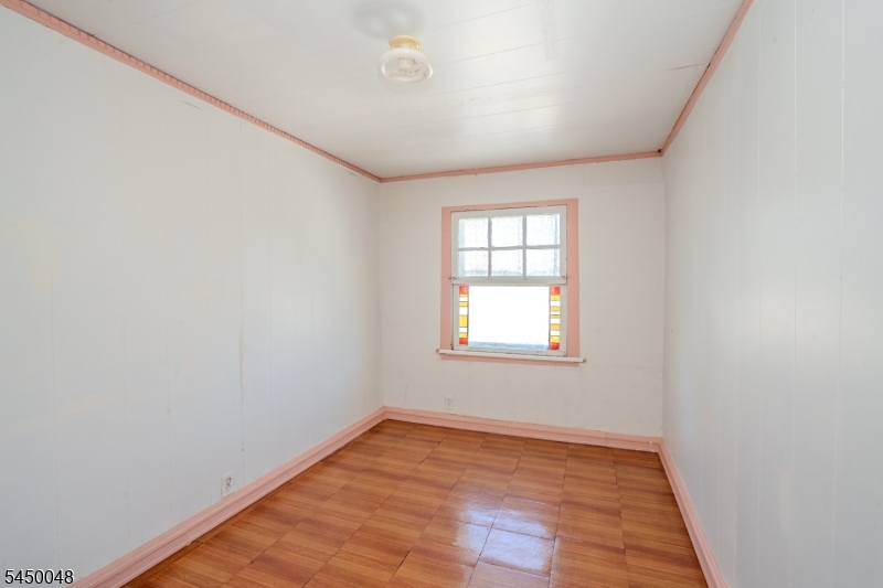 55 Thompson Street Raritan NJ 08869