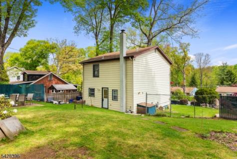 19 E Shore Road Jefferson NJ 07849