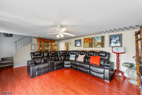 19 E Shore Road Jefferson NJ 07849