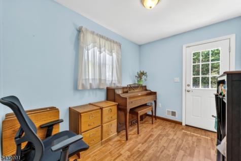 1 Wyckoff Way Hillsborough NJ 08844