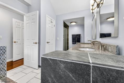 1 Wyckoff Way Hillsborough NJ 08844