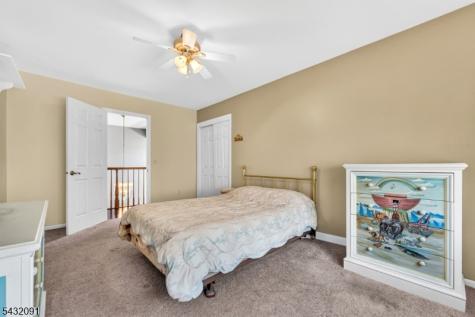 1 Wyckoff Way Hillsborough NJ 08844