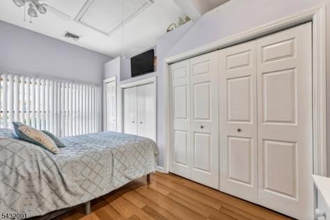 1 Wyckoff Way Hillsborough NJ 08844