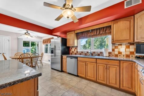 1 Wyckoff Way Hillsborough NJ 08844