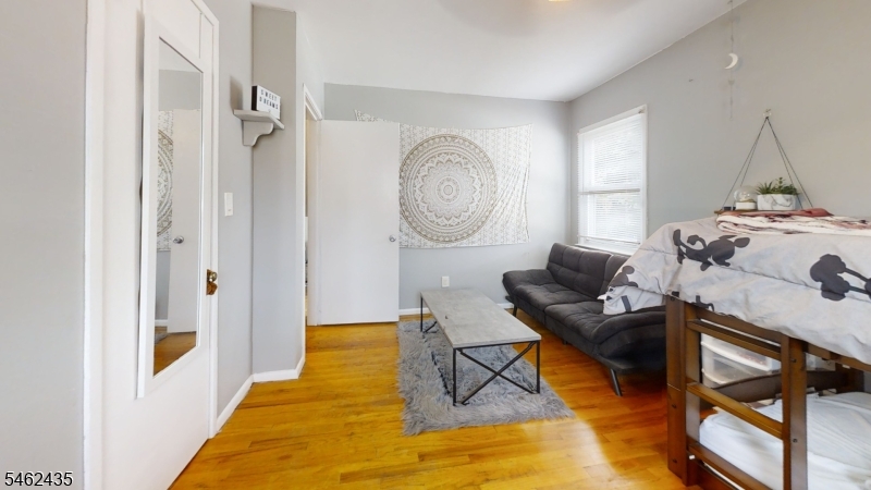 30 Pembrook Drive Kenilworth NJ 07033