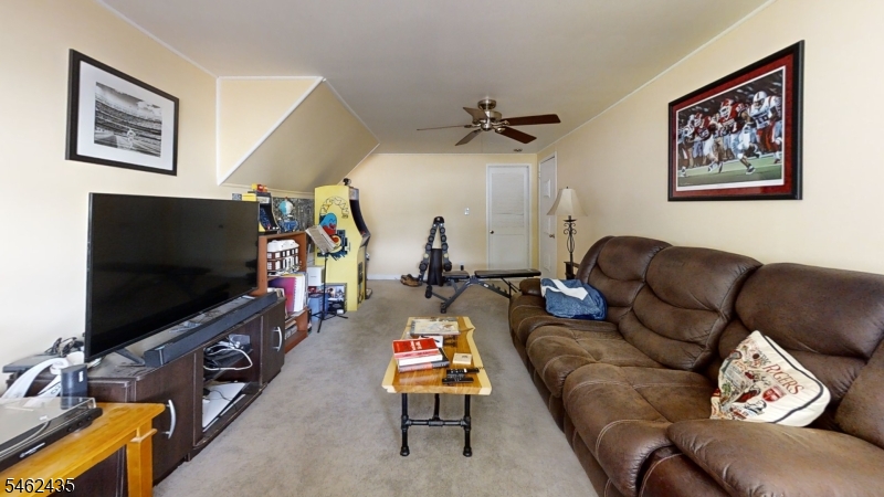 30 Pembrook Drive Kenilworth NJ 07033