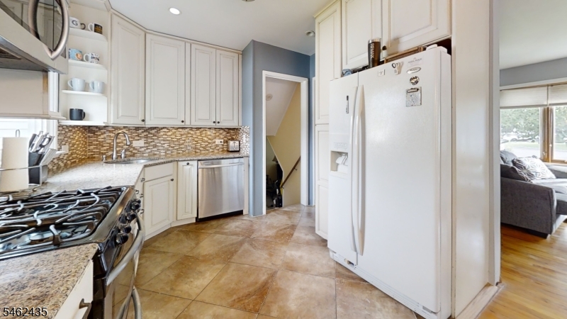 30 Pembrook Drive Kenilworth NJ 07033
