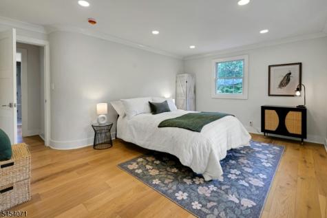 9 Crestview Court Montclair NJ 07042