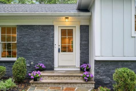 9 Crestview Court Montclair NJ 07042