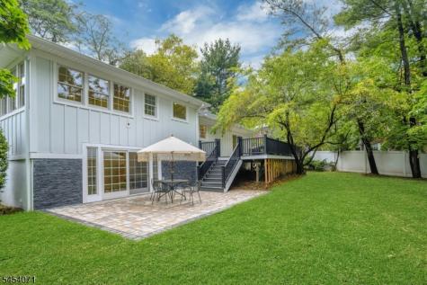 9 Crestview Court Montclair NJ 07042