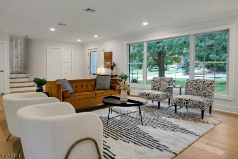 9 Crestview Court Montclair NJ 07042