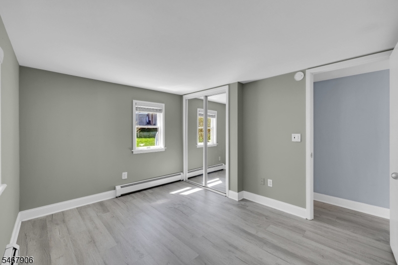 28 Oriole Road Jefferson NJ 07438