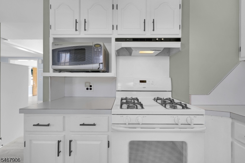 28 Oriole Road Jefferson NJ 07438