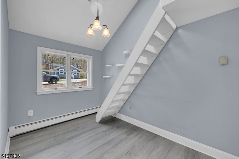 28 Oriole Road Jefferson NJ 07438