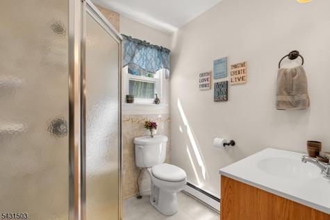 4 Spruce Court Vernon NJ 07422