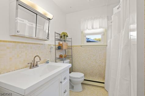 4 Spruce Court Vernon NJ 07422