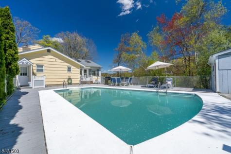 4 Spruce Court Vernon NJ 07422