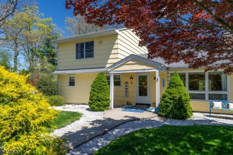 4 Spruce Court Vernon NJ 07422