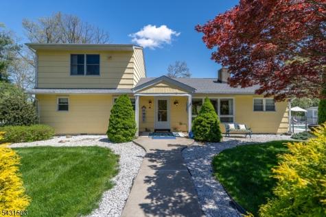 4 Spruce Court Vernon NJ 07422