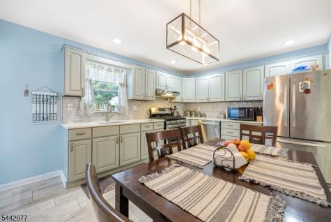 15 E Pierrepont Avenue Rutherford NJ 07070