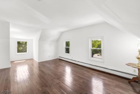 15 E Pierrepont Avenue Rutherford NJ 07070